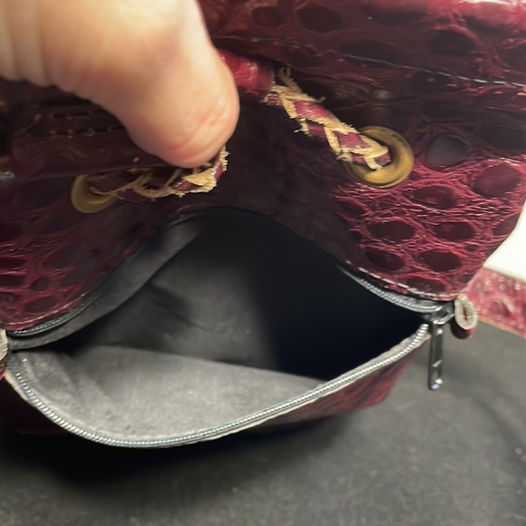 Handmade oxblood leather bucket bag - Picture 6 of 6